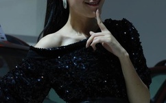 俄罗斯美女哔哩哔哩